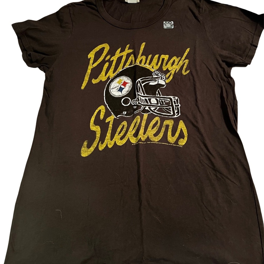 NEW Pittsburgh Steelers Woman’s Short Sleeve T-Shirt NFL Logo NWT